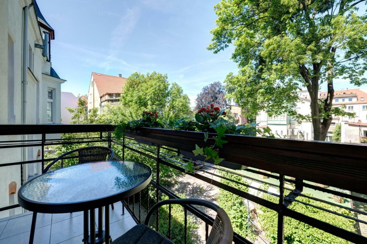 Dr - Frank Apartment *